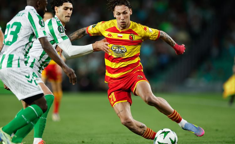 Johnny Cardoso es semifinalista de Conference League con el Betis Johnny Cardoso es semifinalista de Conference League con el Betis