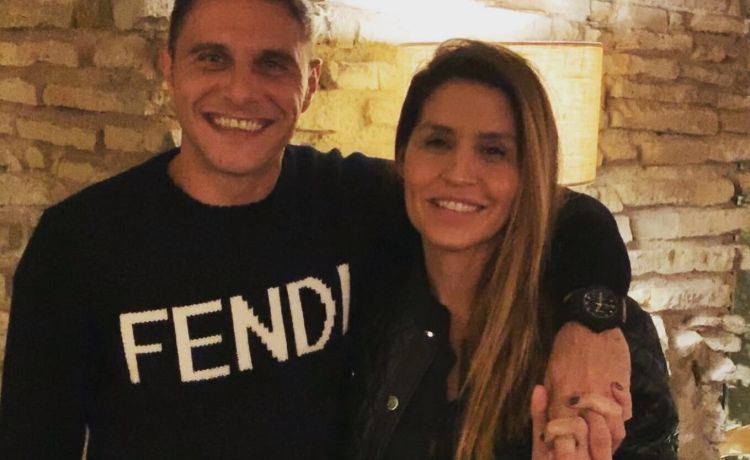 Joaquín le pregunta a su mujer si le perdonaría una infidelidad con Jennifer López y su respuesta es clara: “Yo solo tengo ojos para ti” Joaquín le pregunta a su mujer si le perdonaría una infidelidad con Jennifer López y su respuesta es clara: “Yo solo tengo ojos para ti”