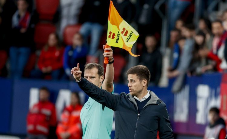 Lisci: “Las derrotas y los empates como el del Elche hay que vivirlos mal, con rabia” Lisci: “Las derrotas y los empates como el del Elche hay que vivirlos mal, con rabia”