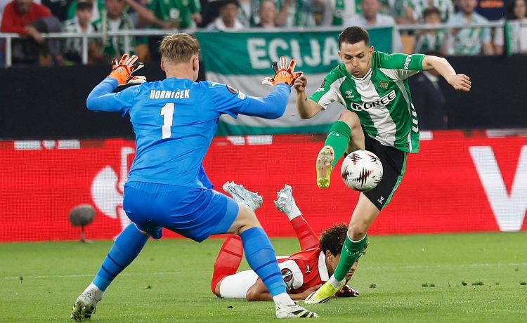 El chico que conquistó a Raúl y Solari El chico que conquistó a Raúl y Solari