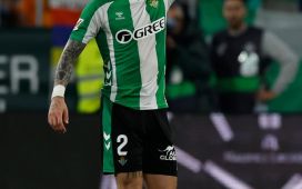 Llorente y Bellerín contestan a Arbeloa: “Las quejas arbitrales me sorprenden lo justo…” Llorente y Bellerín contestan a Arbeloa: “Las quejas arbitrales me sorprenden lo justo…”