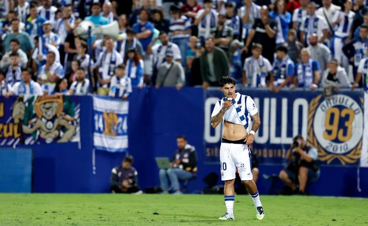 El Leganés sólo percibirá el 60% de Juan Cruz, aunque su salida al Málaga vaya a ser una cesión El Leganés sólo percibirá el 60% de Juan Cruz, aunque su salida al Málaga vaya a ser una cesión