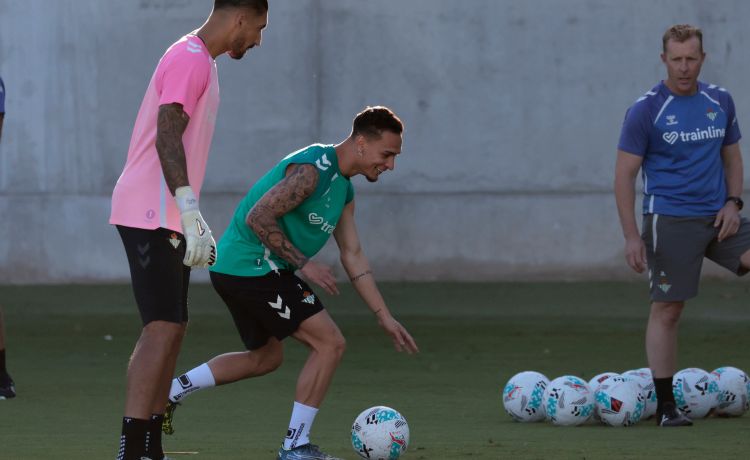 Antony, de Breslavia a Valencia Antony, de Breslavia a Valencia
