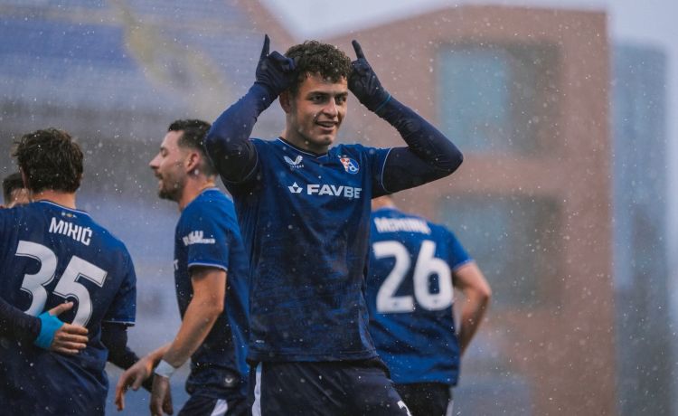 Sergi Domínguez: “El Dinamo busca una filosofía como la del Barça” Sergi Domínguez: “El Dinamo busca una filosofía como la del Barça”