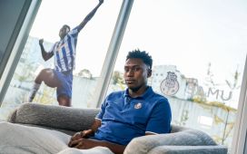 “Lo motivaba con cinco euros por cada gol que metiera” “Lo motivaba con cinco euros por cada gol que metiera”