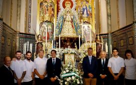 El Betis hace su ofrenda floral y Ceballos sigue rezando El Betis hace su ofrenda floral y Ceballos sigue rezando