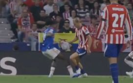 Las polémicas de la jornada 2 de la fase liga de la Champions League; todos los penaltis, expulsiones y jugadas controvertidas Las polémicas de la jornada 2 de la fase liga de la Champions League; todos los penaltis, expulsiones y jugadas controvertidas
