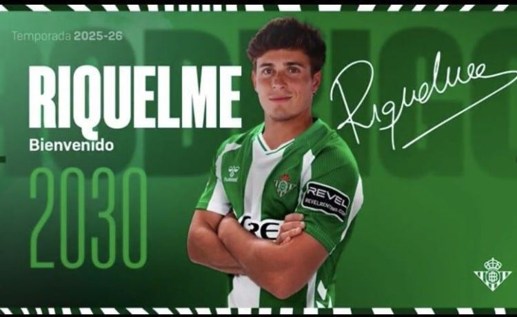 Oficial: El Betis ficha a Riquelme Oficial: El Betis ficha a Riquelme