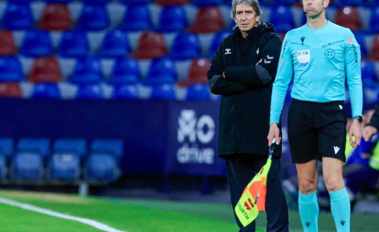Pellegrini: “¿Cláusula para irme a Chile? Se publican muchas cosas…» Pellegrini: “¿Cláusula para irme a Chile? Se publican muchas cosas…»
