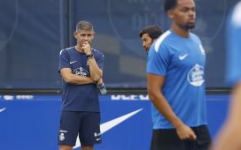 Hidalgo: “Hay jugadores con un proceso vírico, a ver cómo evolucionan” Hidalgo: “Hay jugadores con un proceso vírico, a ver cómo evolucionan”