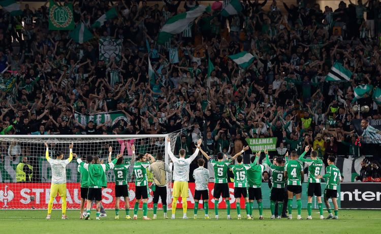 Otro récord del Betis en La Cartuja: 57.650 abonados Otro récord del Betis en La Cartuja: 57.650 abonados