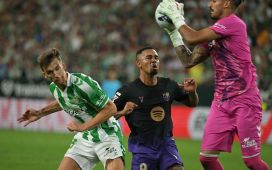 Valles, tan salvador como goleado Valles, tan salvador como goleado
