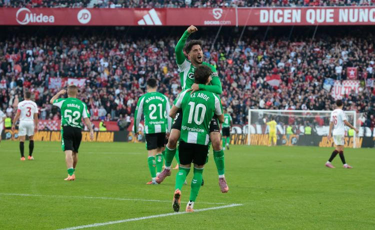 Hasta Isco se rinde a Fornals Hasta Isco se rinde a Fornals