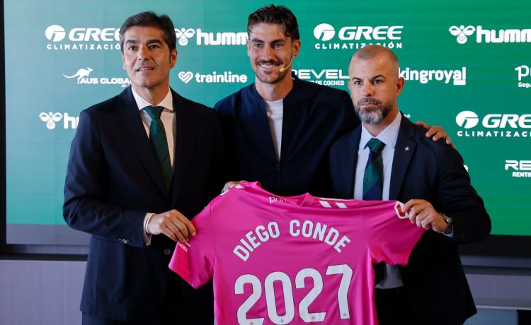 Diego Conde sufre una luxación en su hombro izquierdo Diego Conde sufre una luxación en su hombro izquierdo