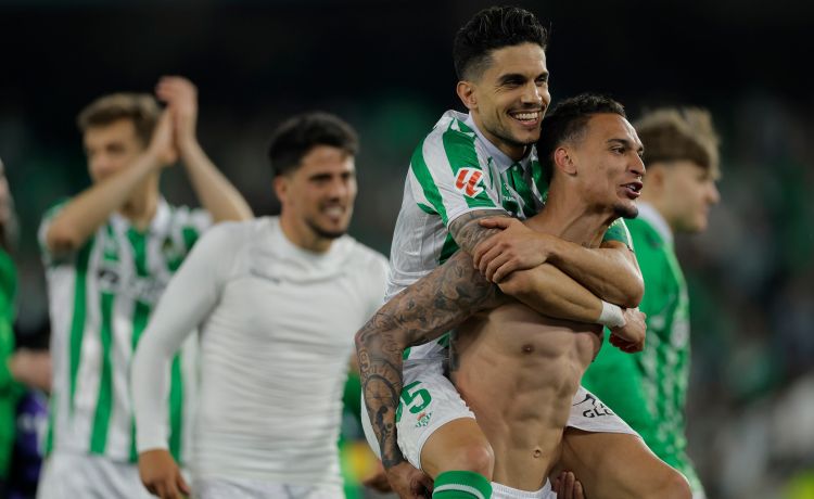 “Antony es una mezcla un poco de Neymar y Cristiano” “Antony es una mezcla un poco de Neymar y Cristiano”