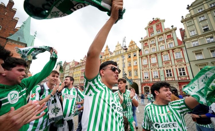 Marea verdiblanca en Breslavia Marea verdiblanca en Breslavia