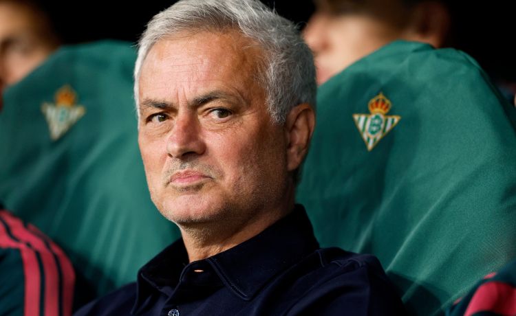 Post irónico del Betis hacia Mourinho Post irónico del Betis hacia Mourinho