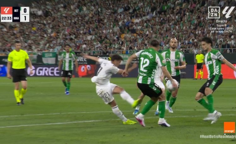 “Una más en el capítulo arbitral” “Una más en el capítulo arbitral”