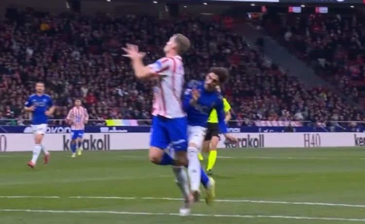 El CTA, sobre el posible penalti a Sorloth: “No es de VAR” El CTA, sobre el posible penalti a Sorloth: “No es de VAR”