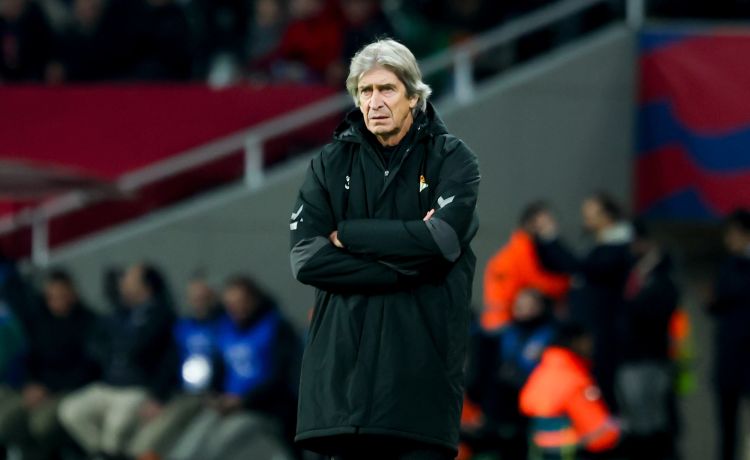 Pellegrini: “Vitor Roque es uno más, a todos les gusta jugar siempre…” Pellegrini: “Vitor Roque es uno más, a todos les gusta jugar siempre…”