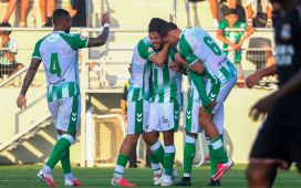 El Betis se exhibe ante el Lyon El Betis se exhibe ante el Lyon