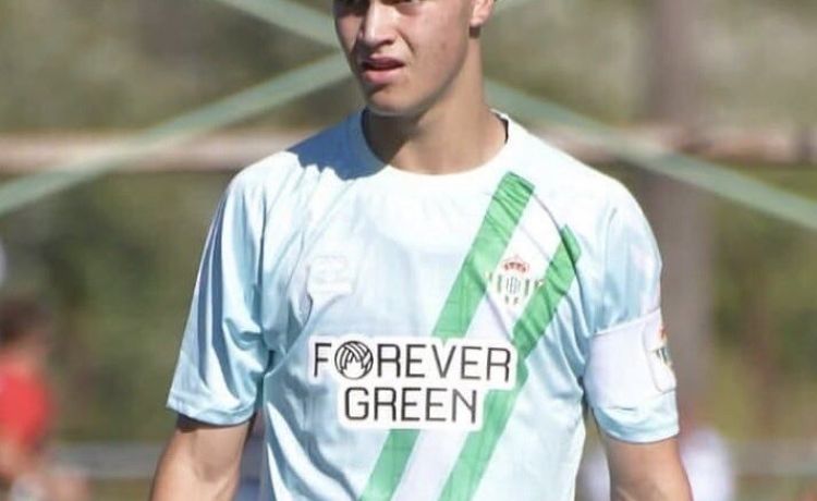 Manu Navarro, otro canterano del Betis que firma por el Real Madrid Manu Navarro, otro canterano del Betis que firma por el Real Madrid