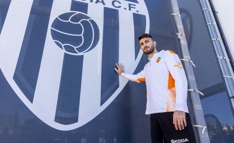 Piccini: “Fui tonto cuando me marché del Valencia” Piccini: “Fui tonto cuando me marché del Valencia”