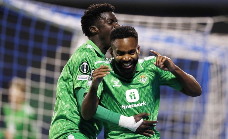Bakambu: gol, lesión y un futuro de incertidumbe Bakambu: gol, lesión y un futuro de incertidumbe