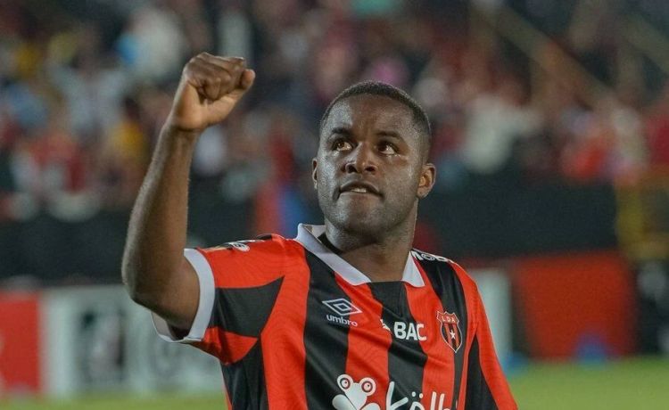Joel Campbell asombra en Costa Rica Joel Campbell asombra en Costa Rica