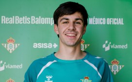 Gonzalo Petit: «Mi mente está en quedarme en el Betis» Gonzalo Petit: «Mi mente está en quedarme en el Betis»
