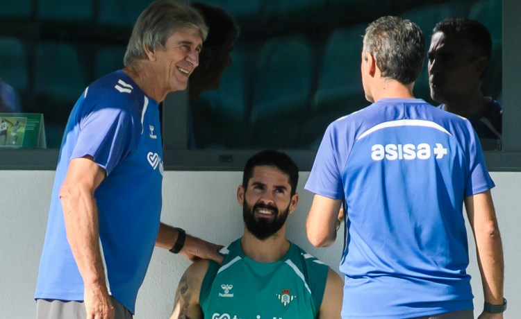 Pellegrini: «Isco no va a estar antes del parón, pero ha ido evolucionando bastante bien en su recuperación» Pellegrini: «Isco no va a estar antes del parón, pero ha ido evolucionando bastante bien en su recuperación»