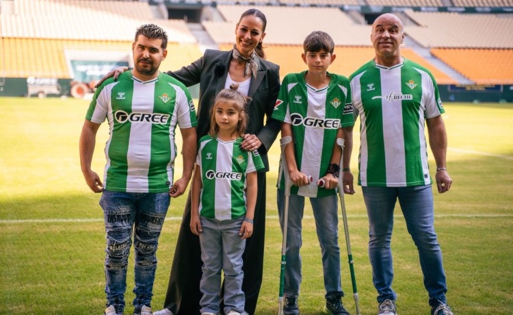 Eva González, primera Embajadora de la Fundación del Real Betis Eva González, primera Embajadora de la Fundación del Real Betis