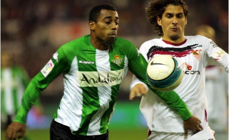 Escudé revive los derbis Sevilla – Betis: «En el Benito olía a amoniaco y Cristóbal Soria nos motivaba así» Escudé revive los derbis Sevilla – Betis: «En el Benito olía a amoniaco y Cristóbal Soria nos motivaba así»