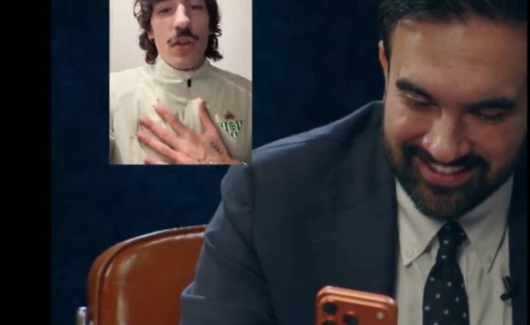 El alcalde musulmán y socialista de Nueva York se rinde a un futbolista español: «Me encanta este hombre» El alcalde musulmán y socialista de Nueva York se rinde a un futbolista español: «Me encanta este hombre»