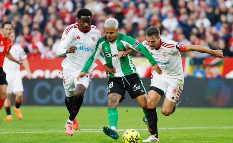 El Sevilla-Betis fue el partido de la jornada 14 con menor tiempo de juego efectivo El Sevilla-Betis fue el partido de la jornada 14 con menor tiempo de juego efectivo