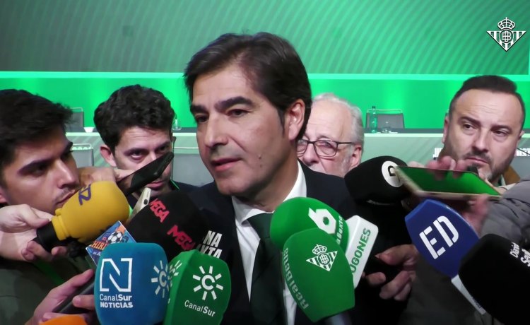 Haro ve «complejo» compartir La Cartuja con el Sevilla: «No sé si hay cabida para los dos» Haro ve «complejo» compartir La Cartuja con el Sevilla: «No sé si hay cabida para los dos»