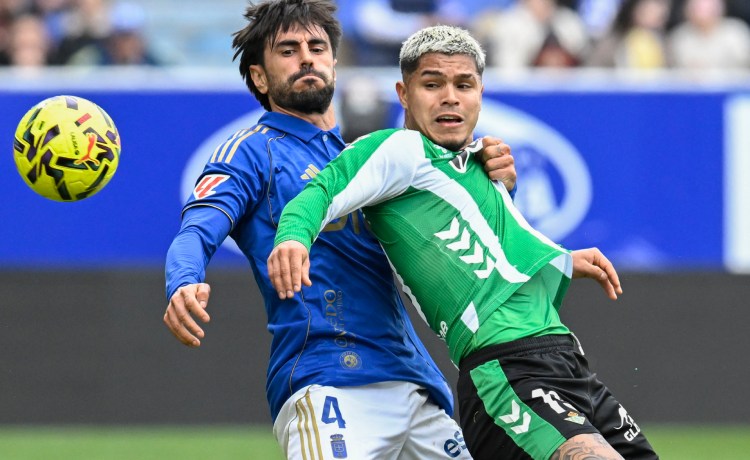 Cucho: «El partido duró 90 minutos y reaccionamos en los últimos 10, ahí está la equivocación» Cucho: «El partido duró 90 minutos y reaccionamos en los últimos 10, ahí está la equivocación»