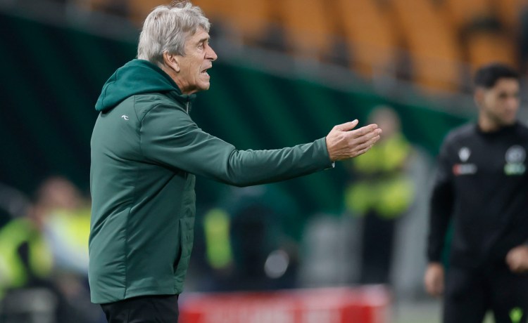Pellegrini: «El equipo mostró espíritu y no bajó los brazos» Pellegrini: «El equipo mostró espíritu y no bajó los brazos»