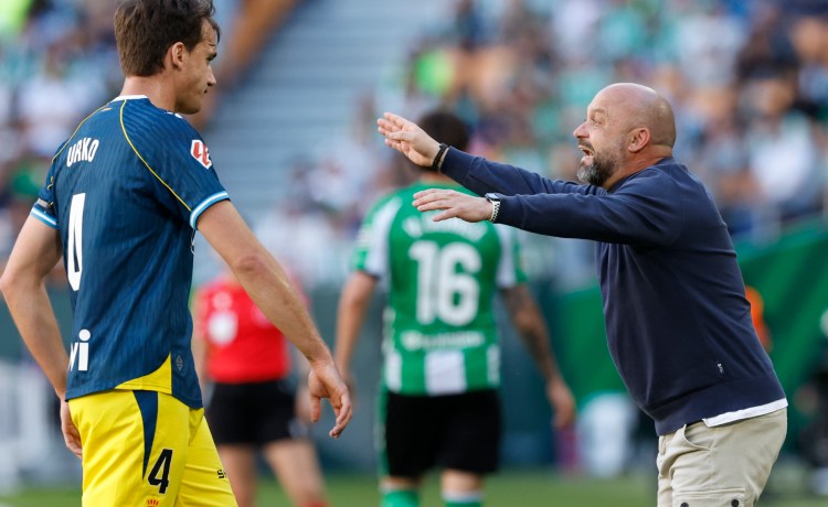 Manolo González: «Es vital volver a mantener la portería a cero» Manolo González: «Es vital volver a mantener la portería a cero»