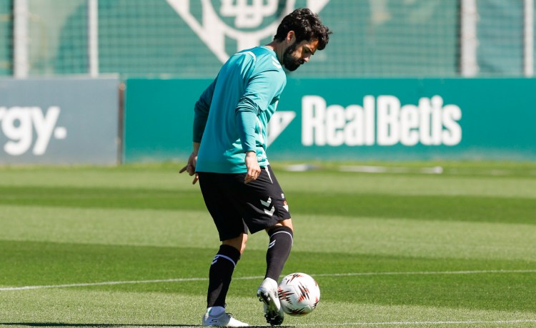 Vuelve la magia, vuelve el capitán Vuelve la magia, vuelve el capitán