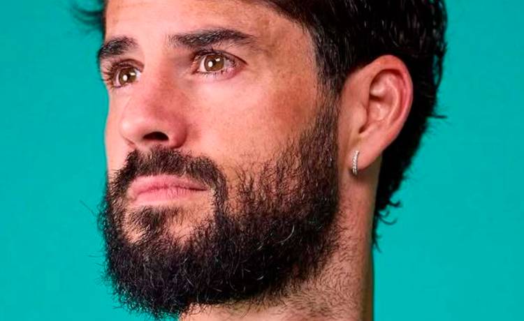 La confesión de Isco tras cerrar 145 días de pesadilla: «No sabían si iba a poder volver a jugar al fútbol» La confesión de Isco tras cerrar 145 días de pesadilla: «No sabían si iba a poder volver a jugar al fútbol»