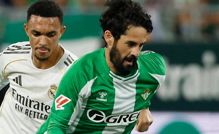Isco Alarcón le exige al Betis que vete a un periodista: historia de una polémica Isco Alarcón le exige al Betis que vete a un periodista: historia de una polémica
