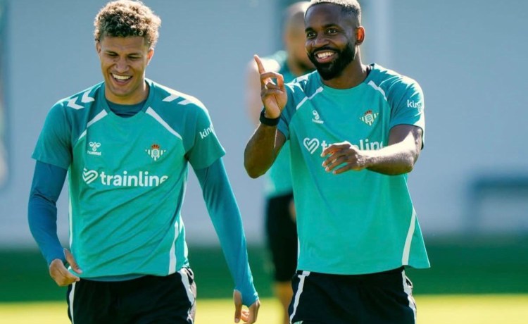 Bakambu se ausenta por motivos personales del entrenamiento Bakambu se ausenta por motivos personales del entrenamiento
