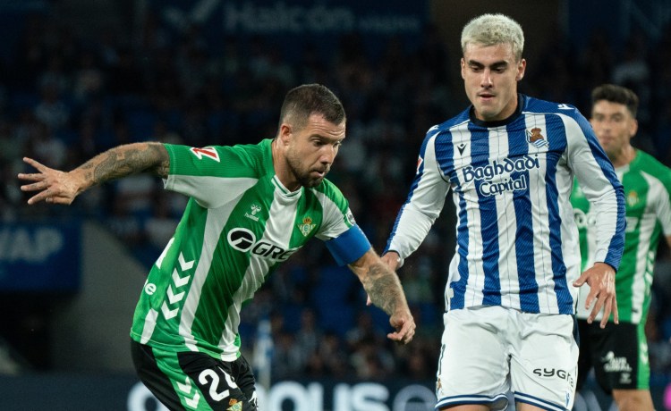Una ‘final’ frente al Elche con la defensa en cuadro Una ‘final’ frente al Elche con la defensa en cuadro