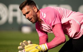 Pellegrini confirma que Adrián jugará mañana su último partido con el Betis Pellegrini confirma que Adrián jugará mañana su último partido con el Betis