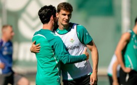 Amrabat y Altimira, fuera de la lista de Pellegrini para recibir al Levante Amrabat y Altimira, fuera de la lista de Pellegrini para recibir al Levante