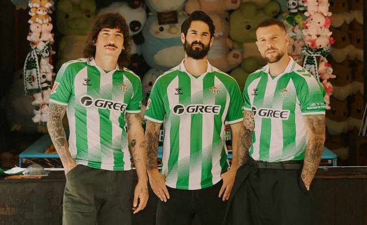 El Betis presenta sus equipaciones para la temporada 2026-27 en la que regresa a la Champions El Betis presenta sus equipaciones para la temporada 2026-27 en la que regresa a la Champions