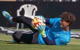 El Betis apunta al canterano Manu González para completar la portería El Betis apunta al canterano Manu González para completar la portería
