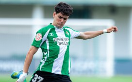 El córner que cambió el destino del canterano bético Iván Corralejo: «Si lo metes, te haré futbolista» El córner que cambió el destino del canterano bético Iván Corralejo: «Si lo metes, te haré futbolista»