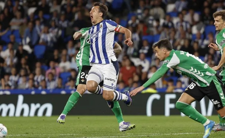 La Real debutará en LaLiga el 21 de agosto en el Villamarín, tras aplazarse al 26 la jornada inaugural ante el Real Madrid La Real debutará en LaLiga el 21 de agosto en el Villamarín, tras aplazarse al 26 la jornada inaugural ante el Real Madrid